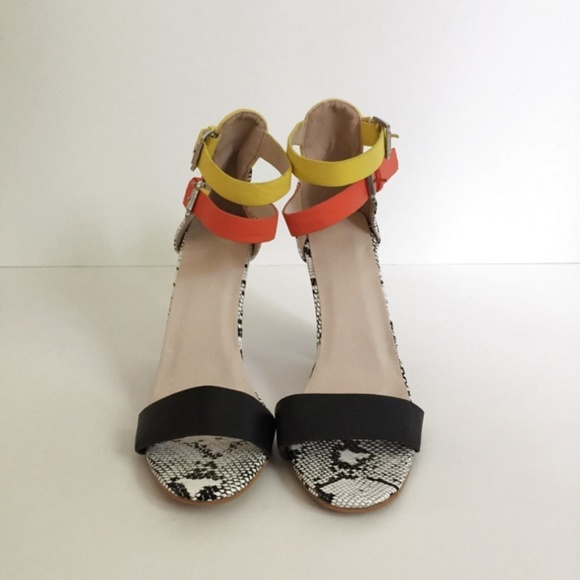 High Heeled Sexy Snakeskin Gladiator Sandals - Picture 5 of 6